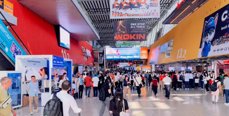 139वें कैंटन मेले में हमसे जुड़ें | क्वांगोंग मशीनरी कंपनी लिमिटेड वैश्विक ग्राहकों को हार्दिक निमंत्रण देती है - सहयोग पर चर्चा करने के लिए हमारे दोहरे बूथ पर आएं